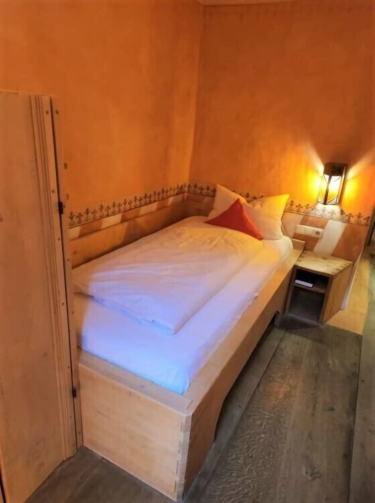 Economy Single Room photo 1