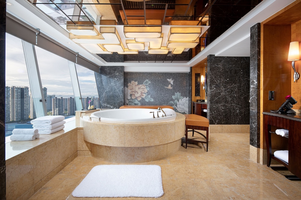 Vice Presidential Suite