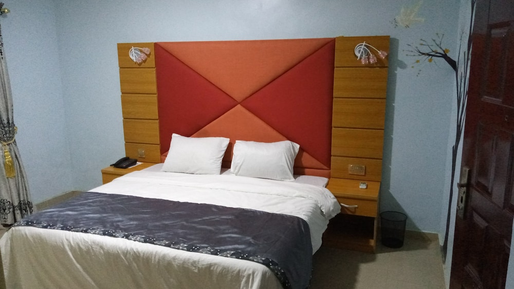 Standard Room photo 3