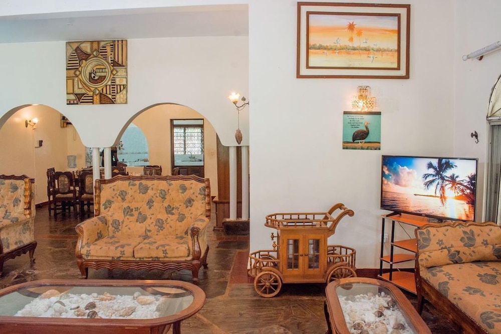 Luxury Villa photo 3