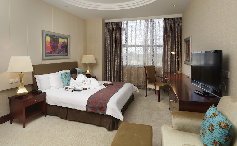 Presidential Suite photo 2