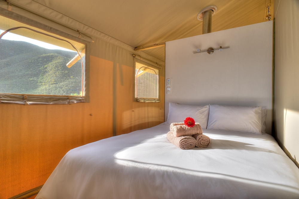 Luxury Tent, 2 Bedrooms photo 2