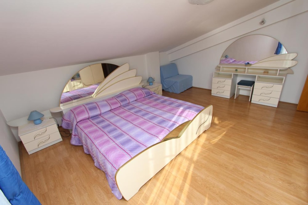 Apartment, 1 Bedroom (A4)