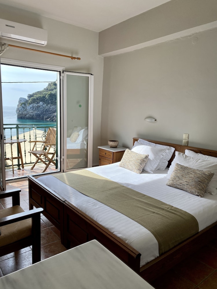 Apollon Standard Double/Twin Room