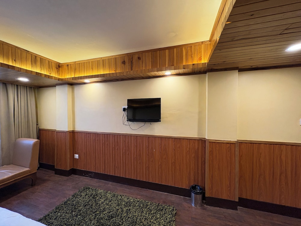 Superior Room, Mountain View