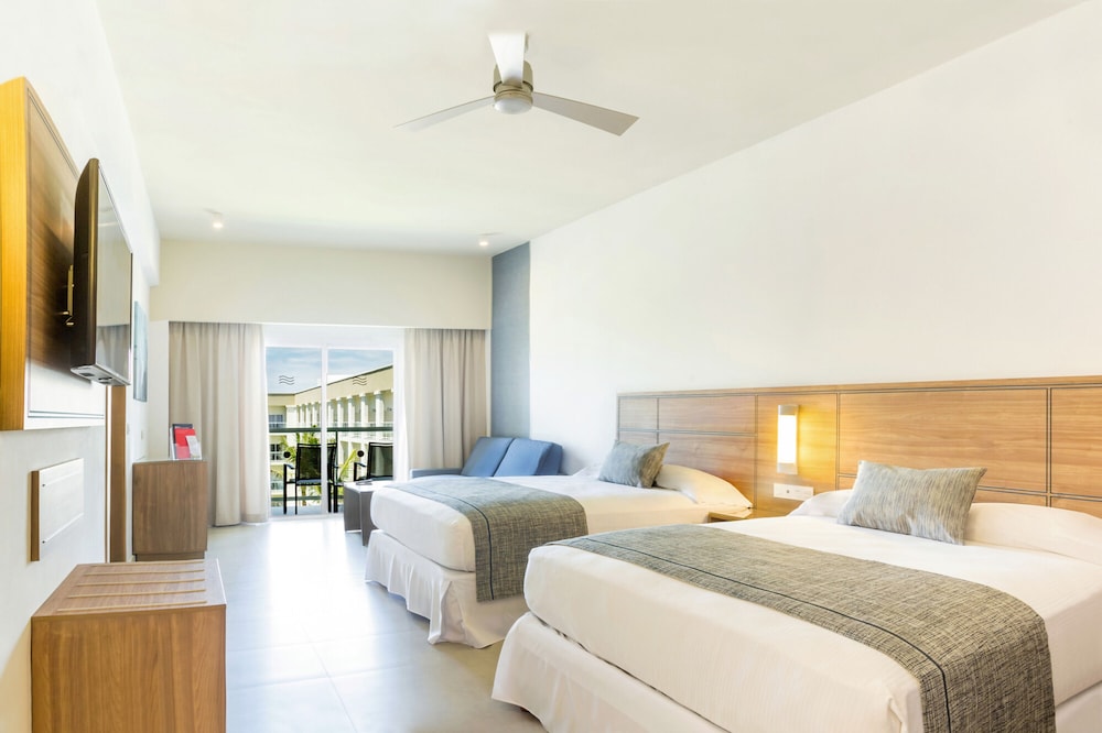 Family Suite, 2 Bedrooms (U) photo 3
