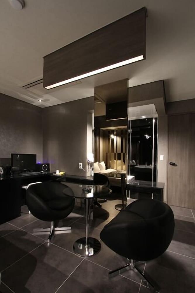 Standard Room (B / Check-in 12PM / 4PM on Saturday) photo 3