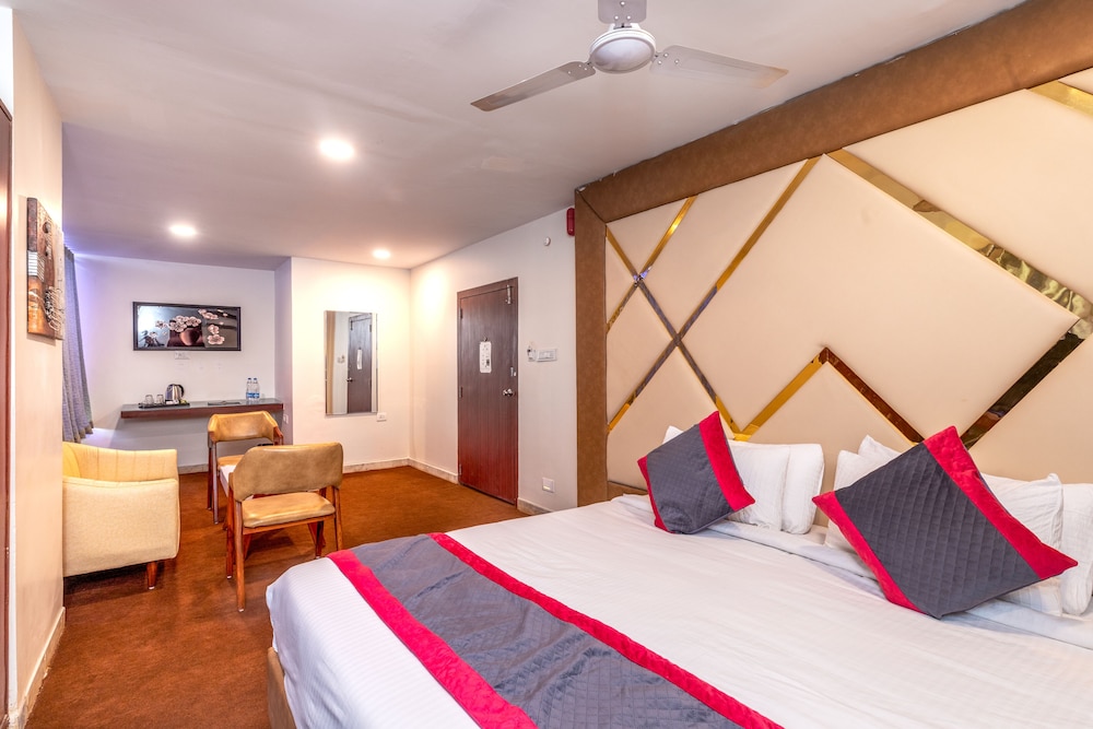 Deluxe Room - Photo 4