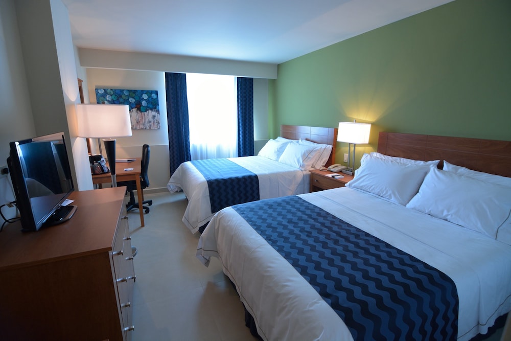 Standard Room, 2 Queen Beds, Sea View