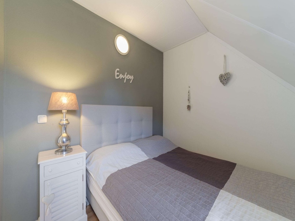 Superior House, 4 Bedrooms photo 1