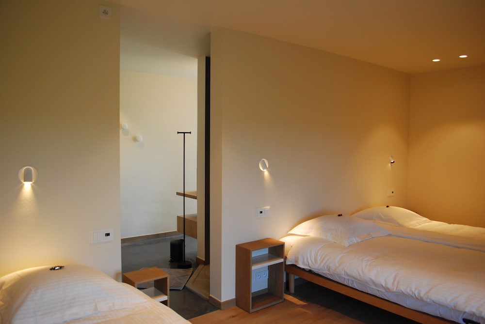 Comfort Room photo 3