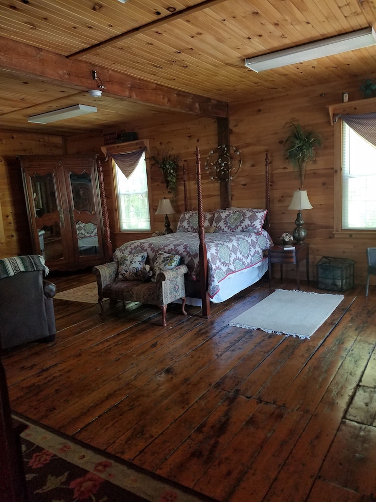 Suite (The Carriage) photo 1