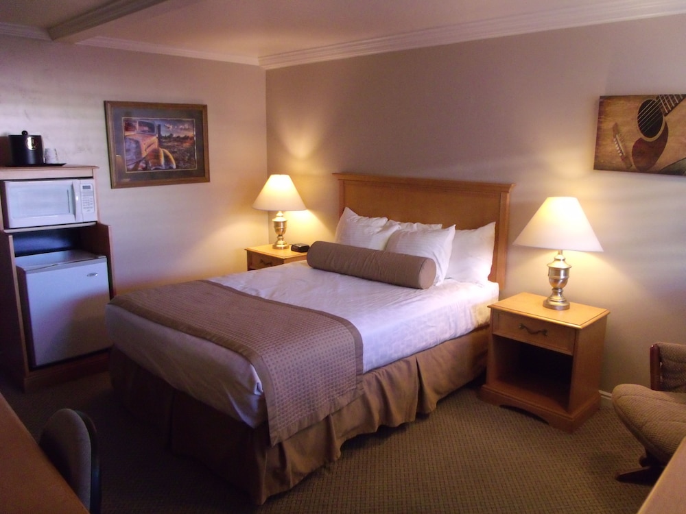 Queen Bed