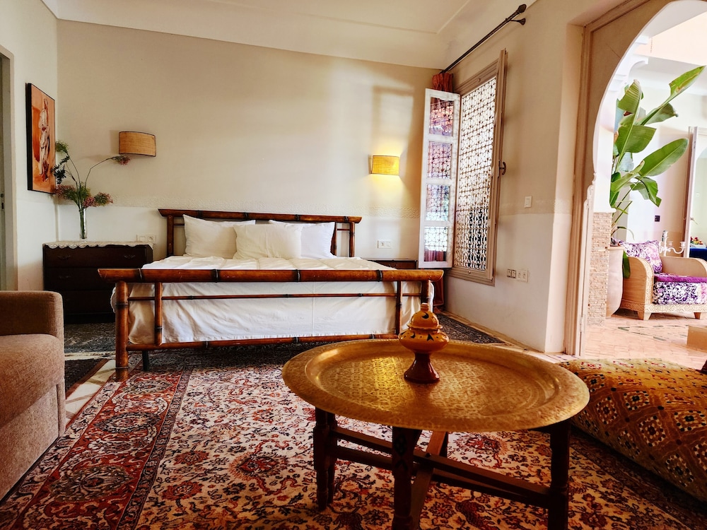 Classic Double Room, Pool View photo 3