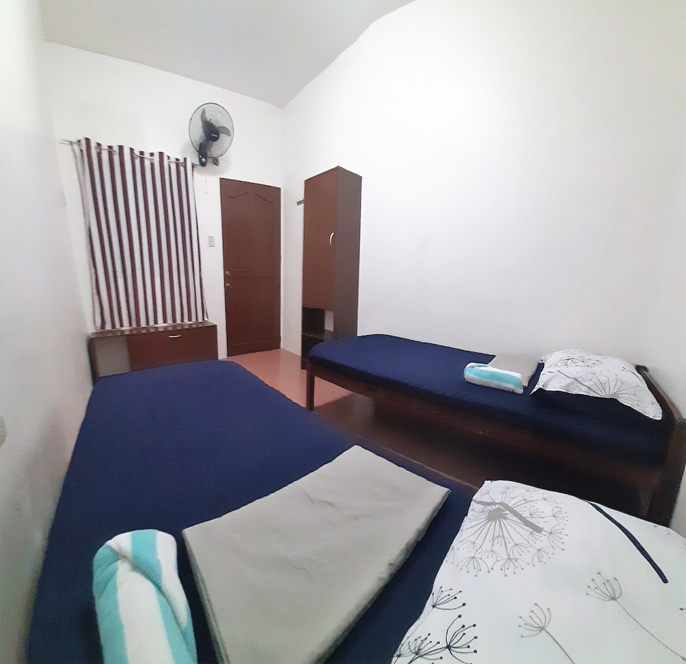 Budget Twin Room photo 1