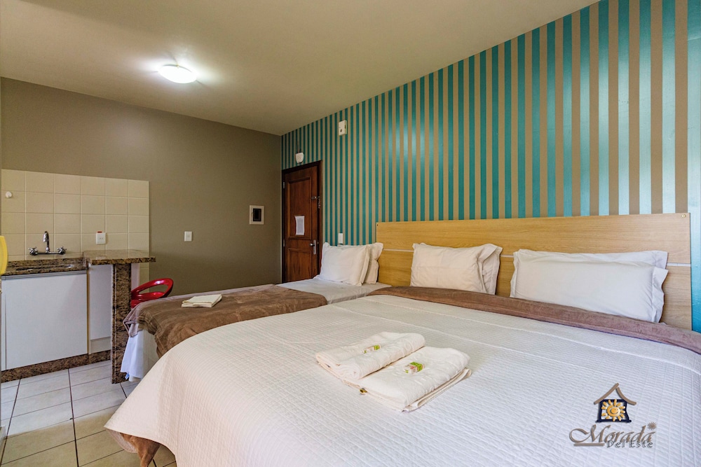 Deluxe Triple Room photo 2