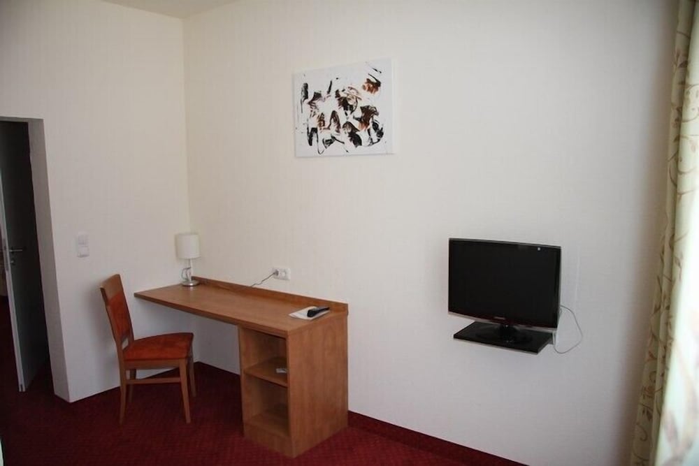 Single Room photo 3