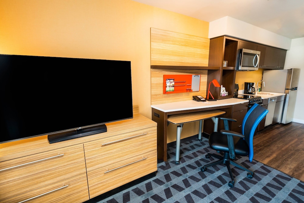 Suite, 1 Queen Bed with Sofa bed
