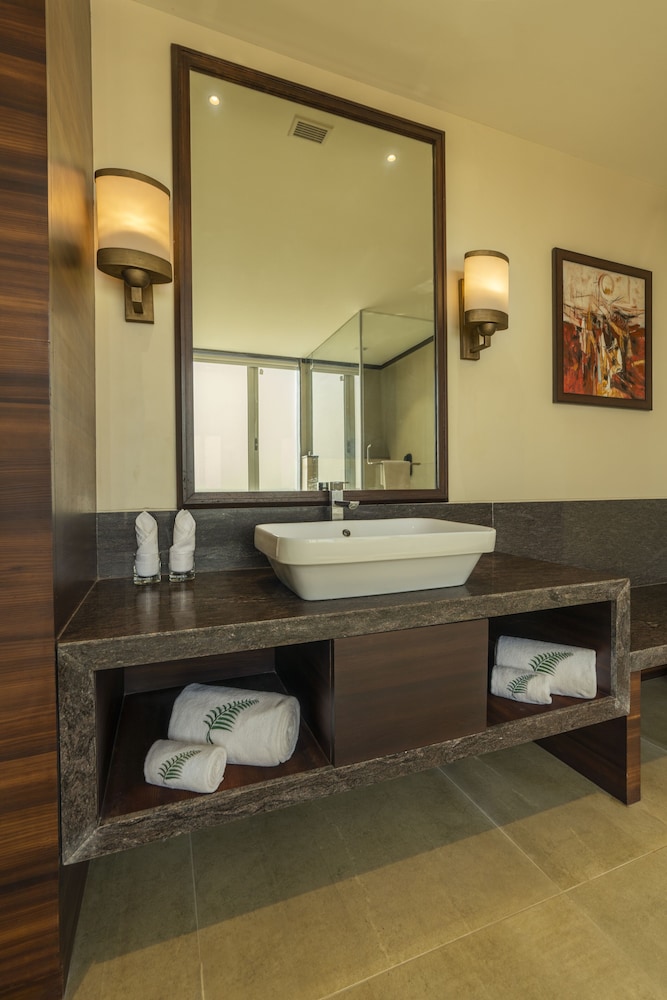Hazel Suite photo 2