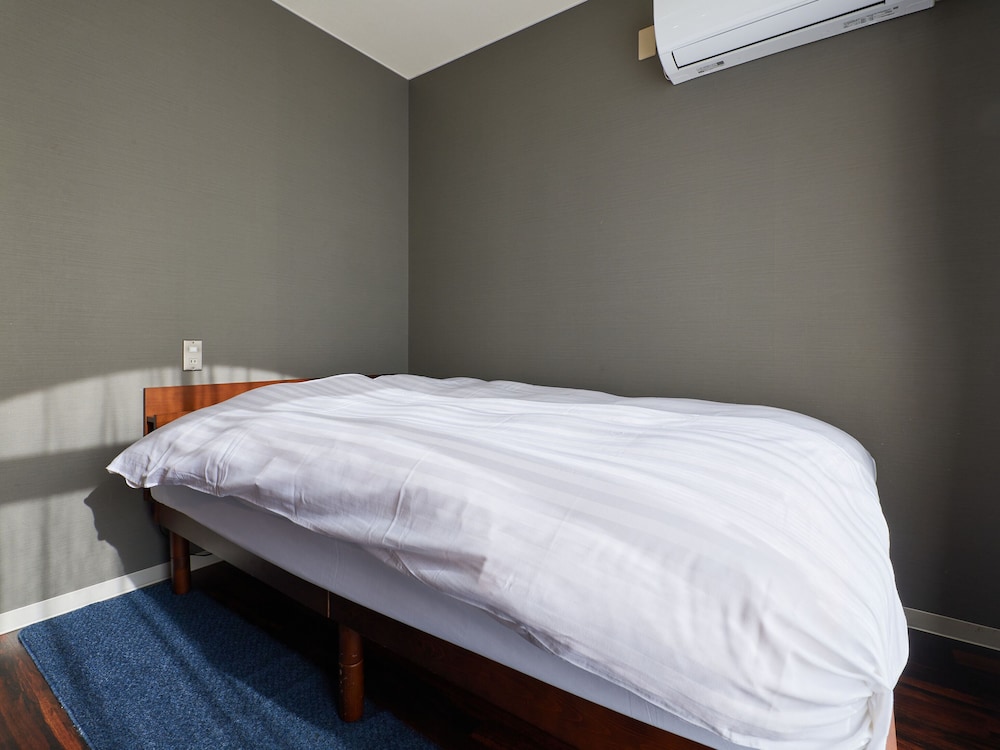 Semi Double Room, Smoking photo 2