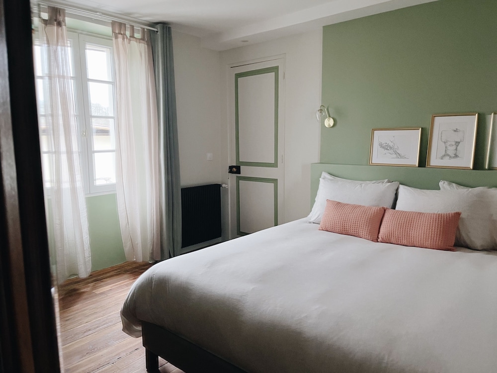 Comfort Room photo 1