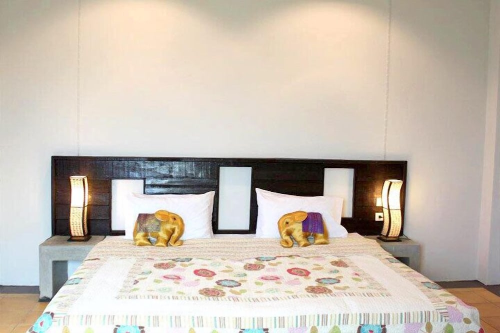 Villa photo 2