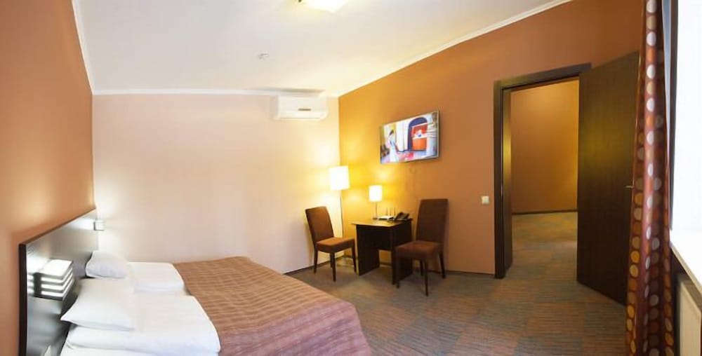 Luxury Double or Twin Room photo 1