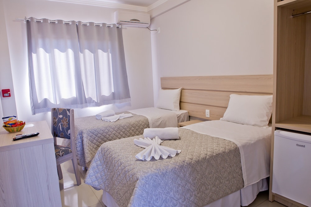 Economy Twin Room