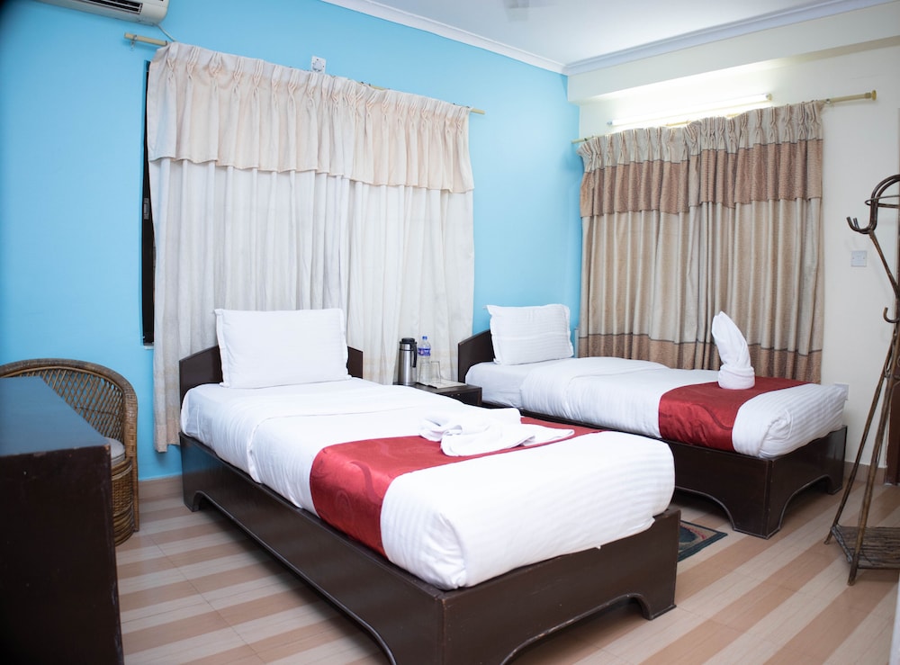 Deluxe Double or Twin Room - Photo 2