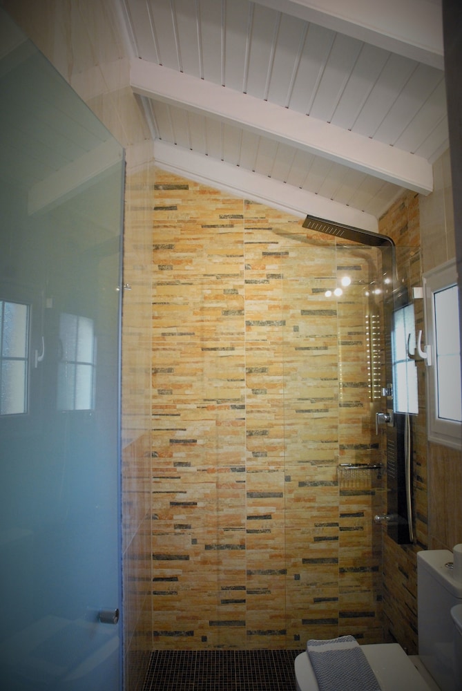 Superior Studio - Photo 19