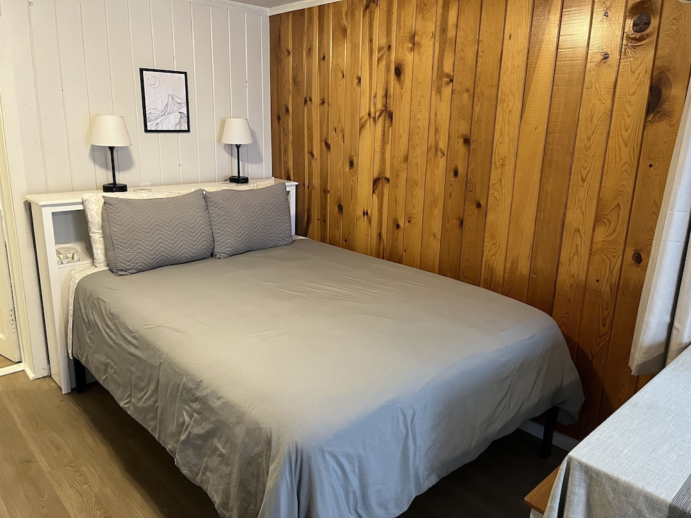 Deluxe Cabin photo 3