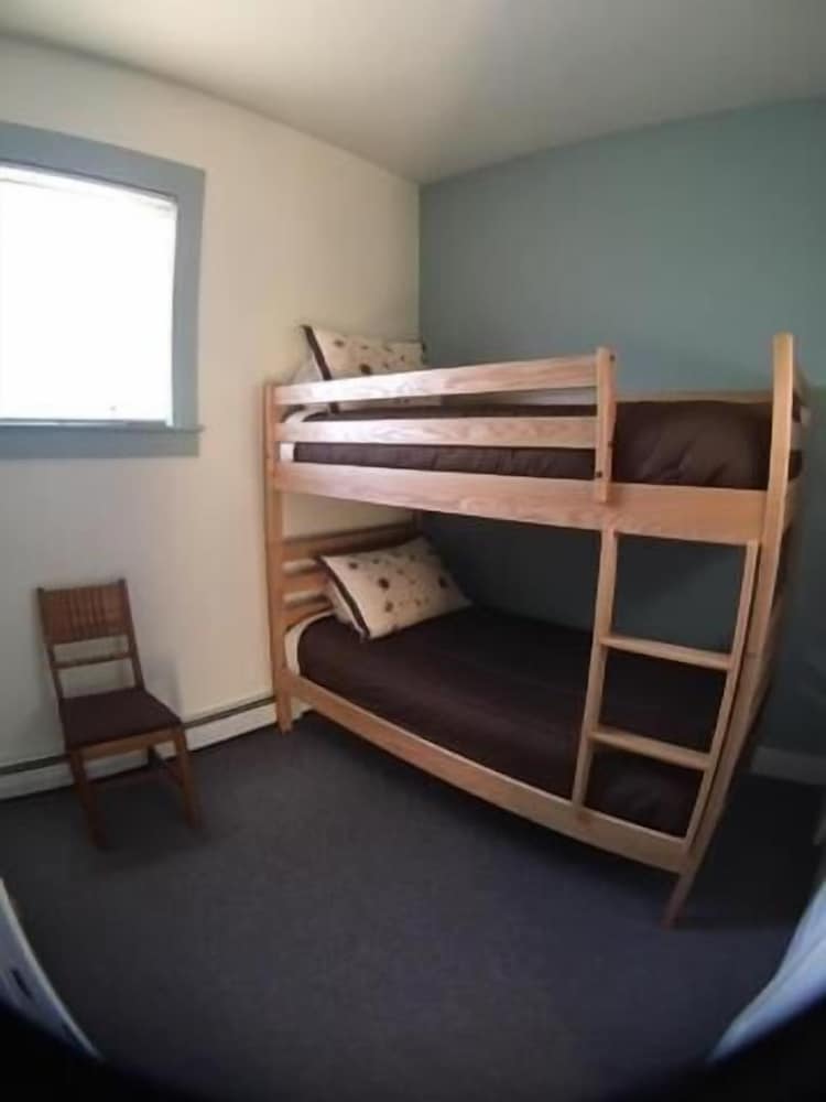 Deerleap Suite photo 1