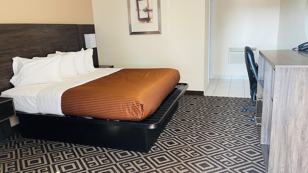 Standard Room, 1 King Bed - Photo 6