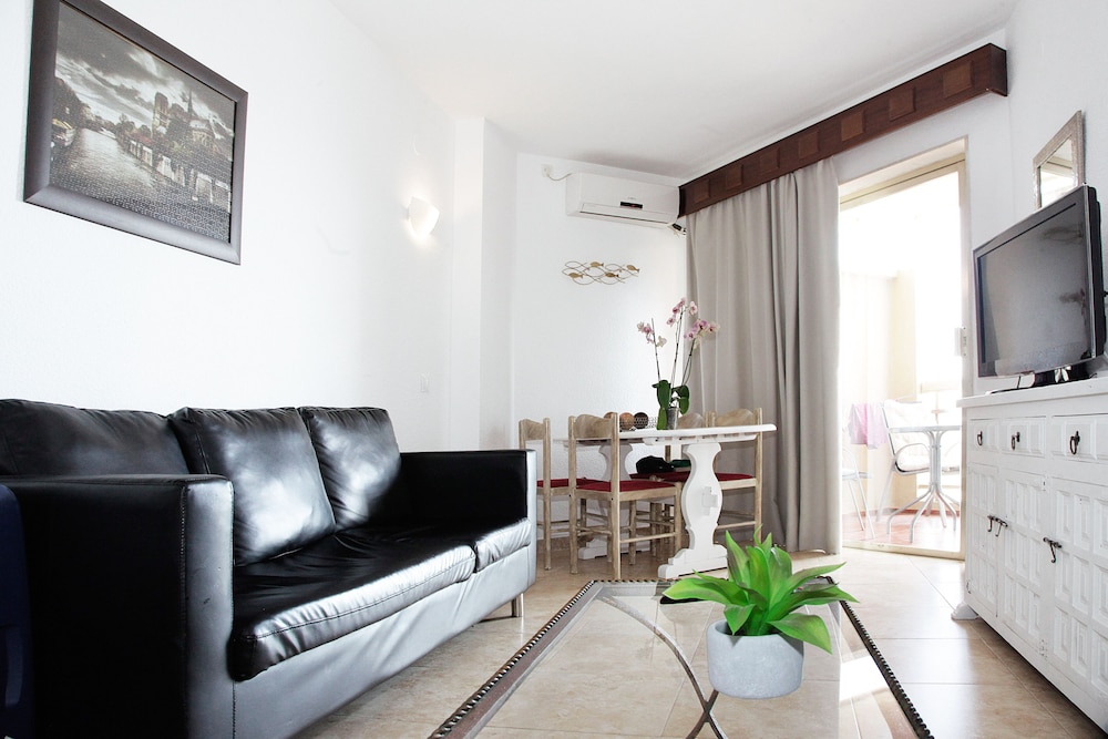 Apartamento (3 adultos y 1 niño)