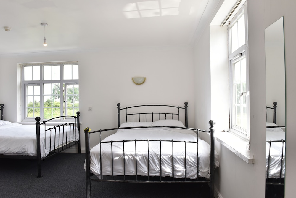 Standard Quadruple Room, 1 Queen Bed