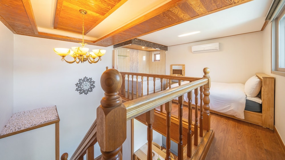 Basic Room, 1 Bedroom (Miracle(Duplex/Spa)) - Photo 8