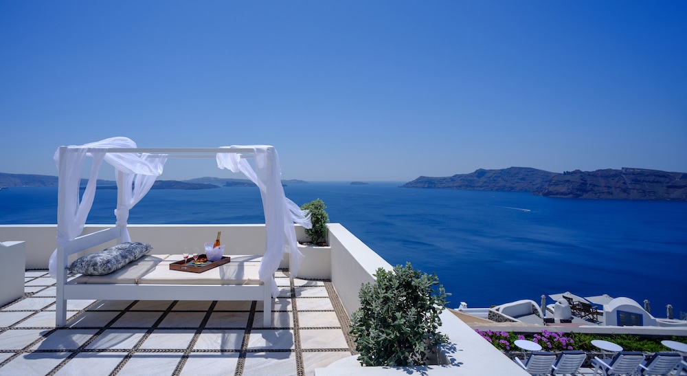 Two bedroom Villa, Sea View,Caldera View