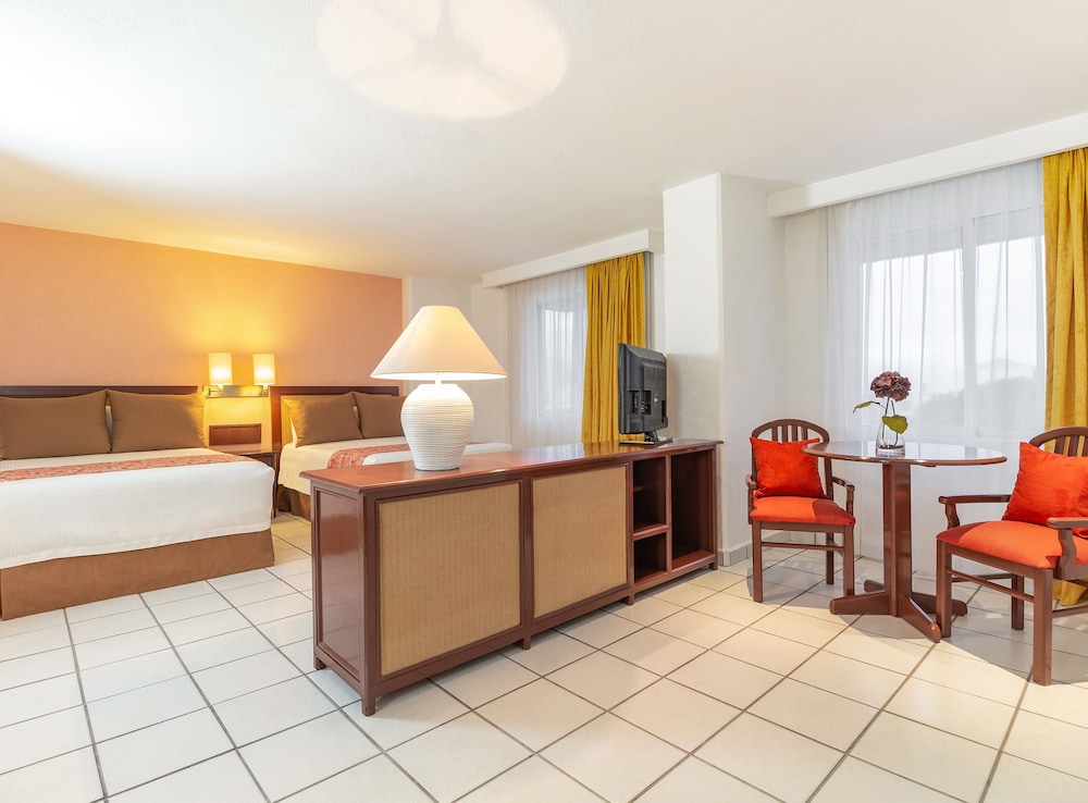 Master Suite - Photo 1