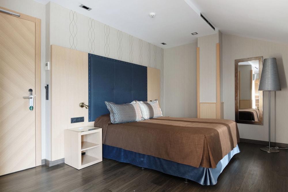 Superior Double Room - Photo 4