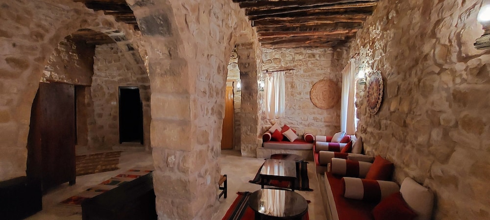 RST- Royal Suite photo 3