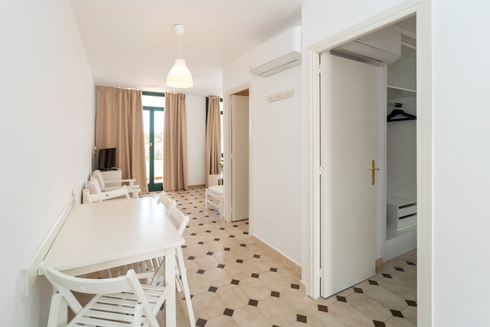 Apartment, 1 Bedroom, Balcony, Garden View (2 adults + 1 child) photo 3