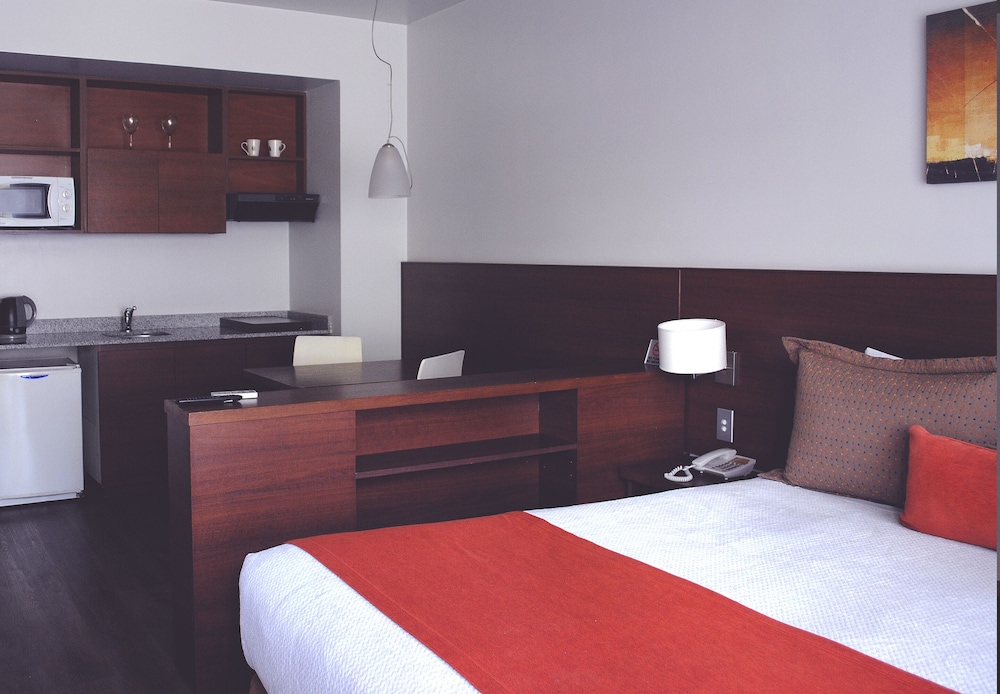 Junior Apartment, 1 King Bed, Kitchenette photo 1