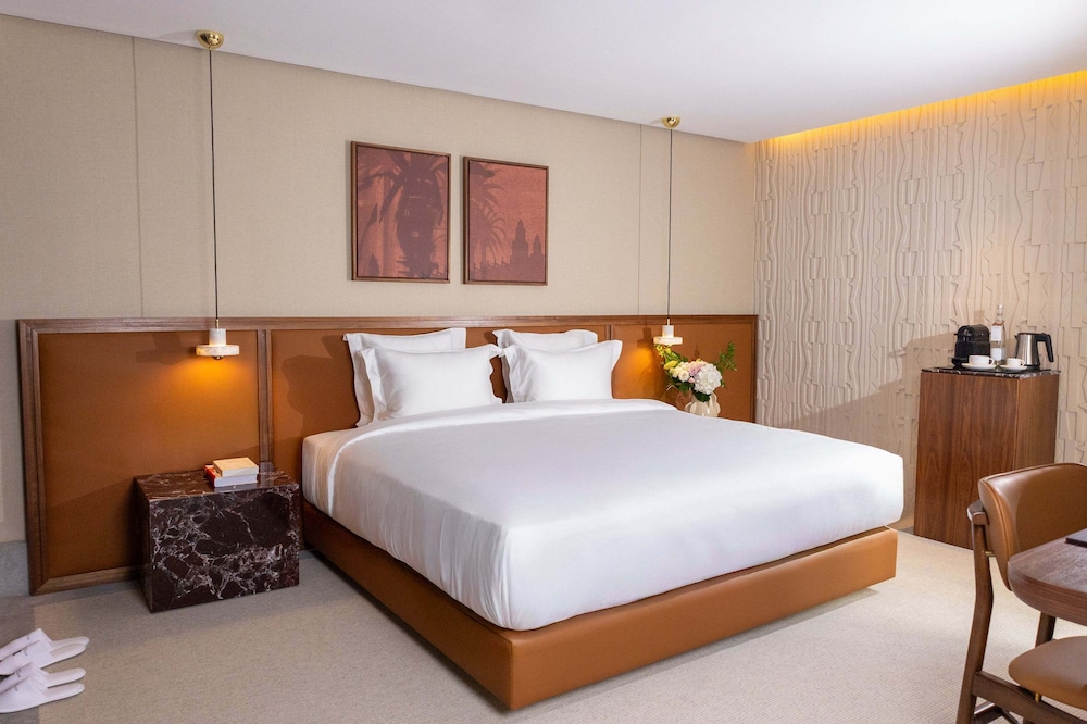 Signature Suite (Sahrai)