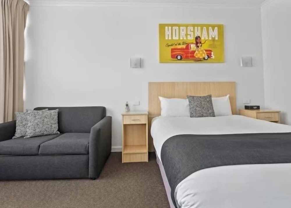 Executive Room - Photo 3