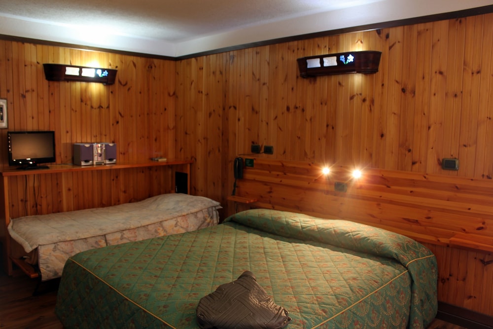 Double Room, Mountain View photo 3
