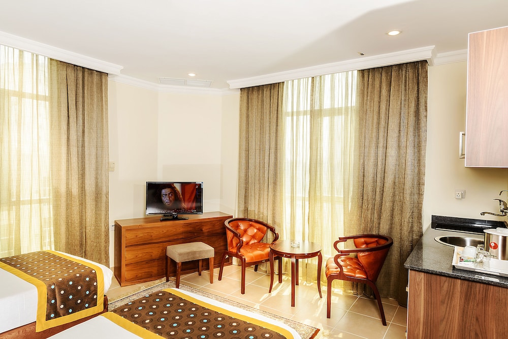 Standard Twin Room, 2 Twin Beds photo 3