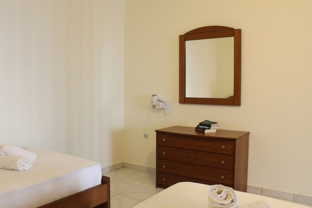 Family Apartment (Ground floor)