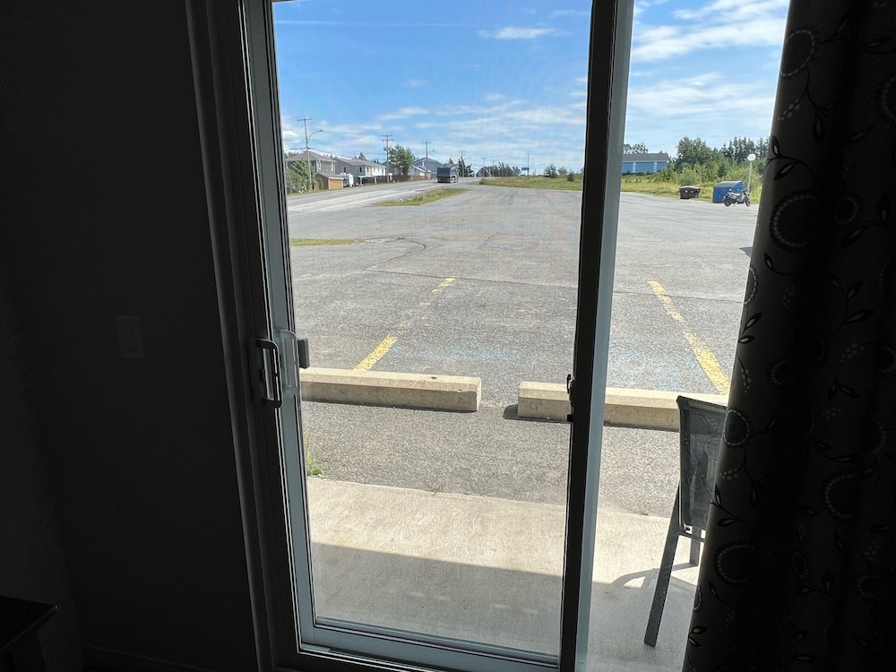 Mon Joli Motel, Billede 6