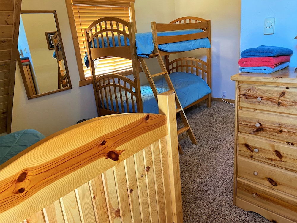 Shared Dormitory, Mixed Dorm, Non Smoking, Balcony (Bed in Light Blue Mixed Dorm) photo 2