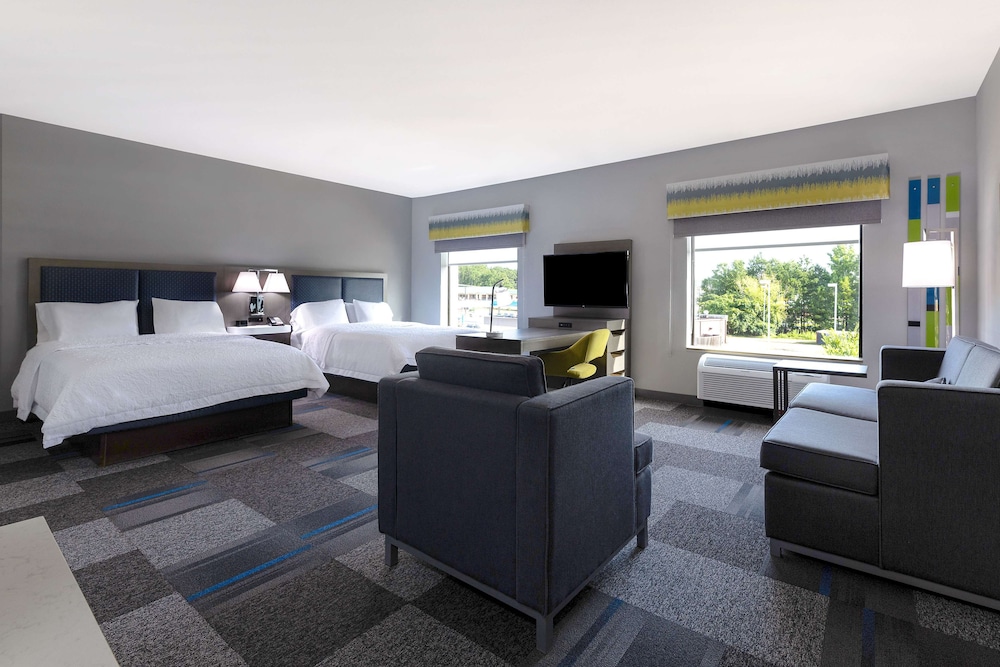 Suite, 2 Queen Beds, Non Smoking photo 2